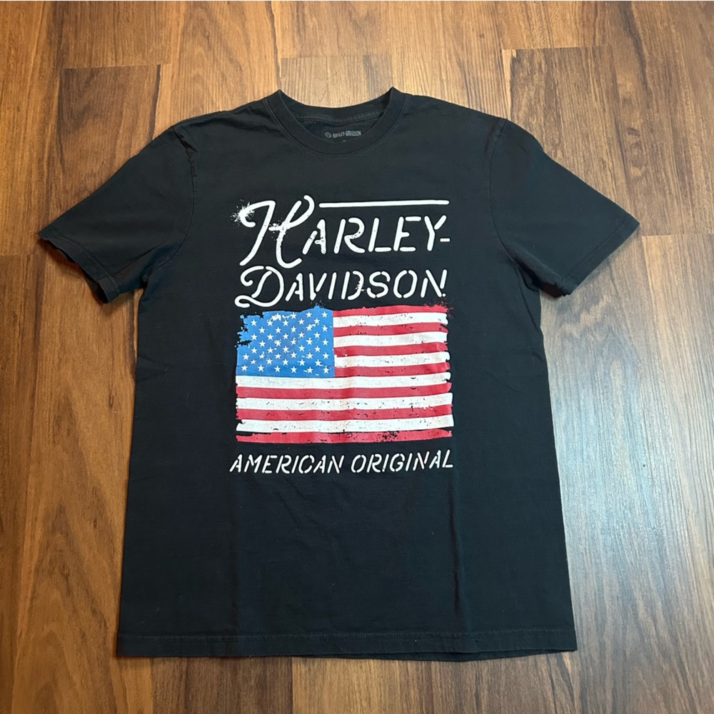 Harley-Davidson Black T‑Shirt with American Flag Graphics (Red, White, Blue)